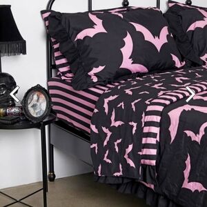 Sweet Bat Behavior 2.0 duvet set, full/queen size, duvet & 2 shams